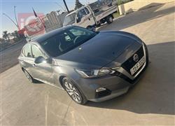 نیسان ئەلتیما